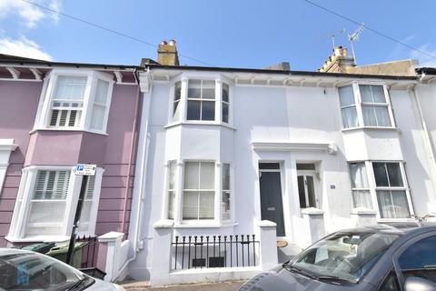 3 bedroom semi-detached house to rent, Hanover Terrace, Brighton