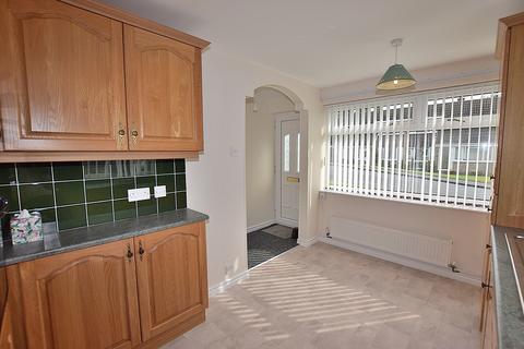 3 bedroom semi-detached house to rent, Ronaldshay Drive, Richmond