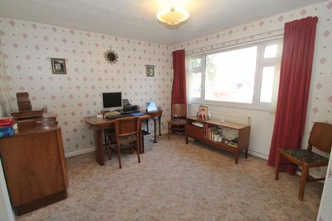 89 Hide Road, Harrow, HA1 4SE