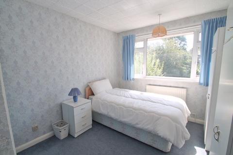 89 Hide Road, Harrow, HA1 4SE