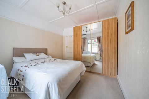 35 Rectory Gardens, Upminster, RM14 3YL