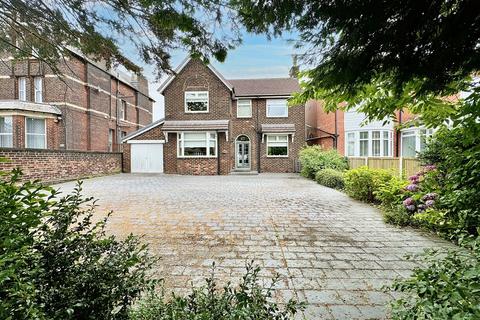 3 bedroom detached house for sale, Manchester Road, Bury BL9