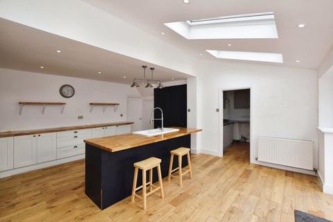 25 Anderson Road, Salisbury, SP1 3DX