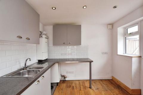 25 Anderson Road, Salisbury, SP1 3DX