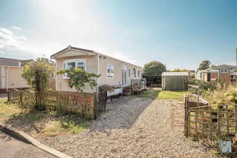 1 bedroom mobile home for sale, Oak Tree Park, Attleborough