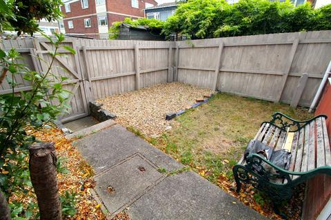 33 Fir Tree Close, Patchway, Bristol, BS34 5ES