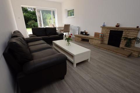 undefined, Wallisdown Road, Poole BH12