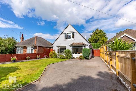 3 bedroom detached house for sale, Francis Avenue, Bournemouth - BH11