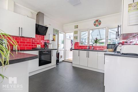 3 bedroom detached house for sale, Francis Avenue, Bournemouth - BH11