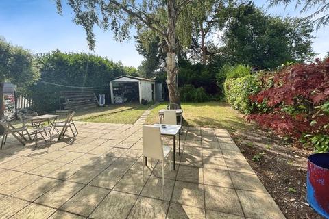 undefined, Wallisdown Road, Poole BH12