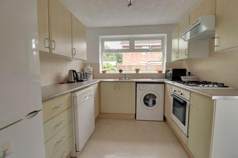 5 Abbey Close, Penkridge, Stafford, ST19 5ET