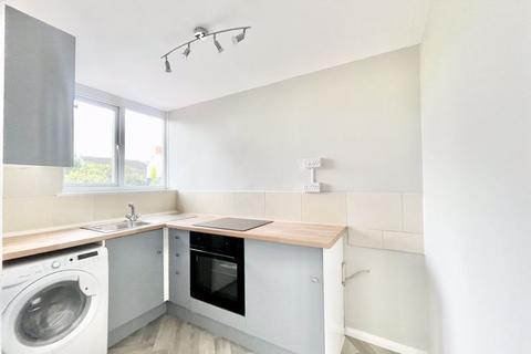 2 bedroom apartment to rent, High Street, Ibstock LE67