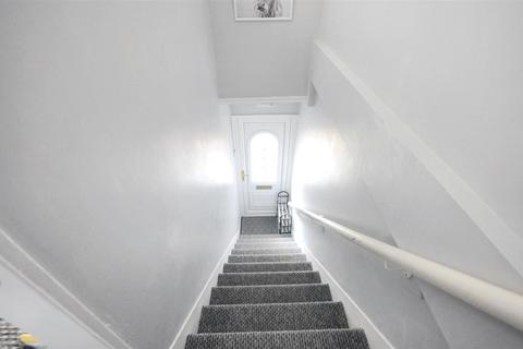 1 bedroom flat for sale, Walton Way, Stone