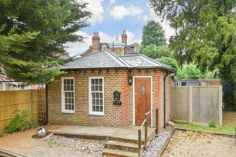 1 bedroom detached bungalow for sale, Church Street, Epsom, Surrey