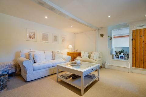 Hunters Lodge Back Lane, Sandford, Crediton, EX17 4NQ