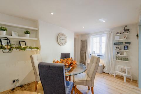 Hunters Lodge Back Lane, Sandford, Crediton, EX17 4NQ