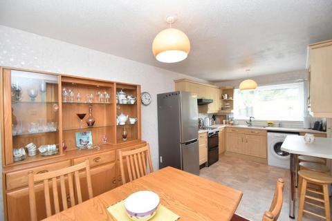 3 bedroom terraced house for sale, Eastermains, Kirkintilloch, G66 2UT