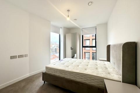 2 bedroom apartment to rent, Manchester New Square, Manchester M1