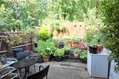 3 Camille Close, London, SE25 4EW