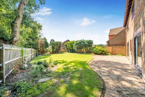 4 bedroom detached house for sale, Sandford Down, Bracknell, Berkshire