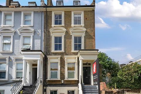 2 bedroom apartment for sale, Lewisham Way, London