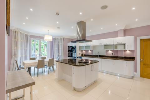 6 bedroom detached house for sale, Fulmer Common Road, Fulmer, Slough