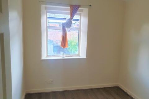 4 bedroom terraced house to rent, Bristol Road, London