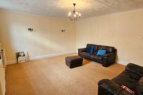 2 bedroom flat to rent, Weymouth DT4