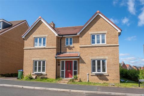 5 bedroom detached house to rent, Missenden Street,, Milton Keynes MK3