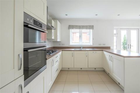 5 bedroom detached house to rent, Missenden Street,, Milton Keynes MK3