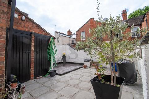 3 bedroom terraced house for sale, Stuart Street, West End