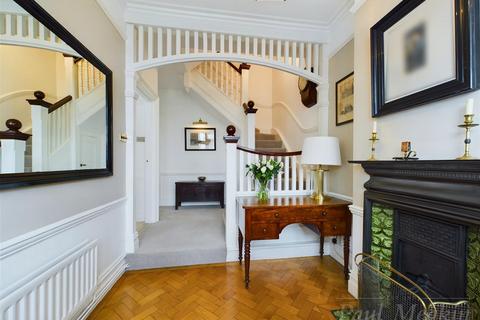 6 bedroom semi-detached house for sale, Heathhurst Road, South Croydon