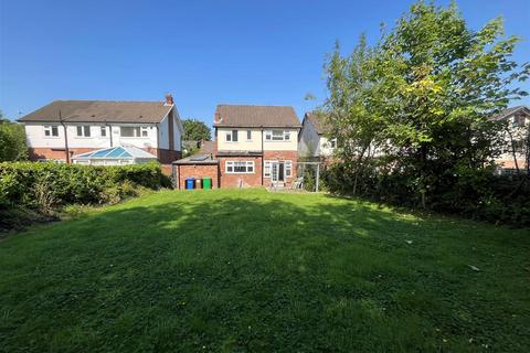 3 bedroom house to rent, Cringle Drive, Cheadle