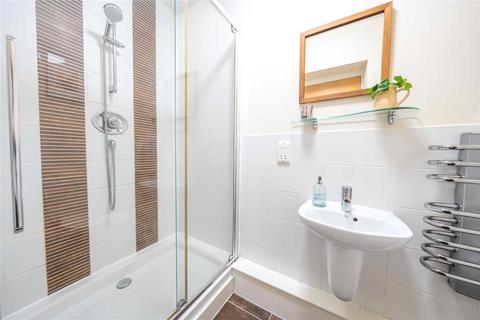 7, Thorncrest Browgate, Baildon, Shipley, BD17 6BN