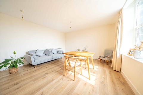 7, Thorncrest Browgate, Baildon, Shipley, BD17 6BN