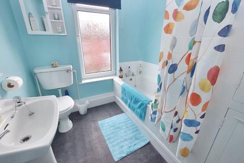 4 Cecil Grove, Armley, Leeds, LS12 2AW