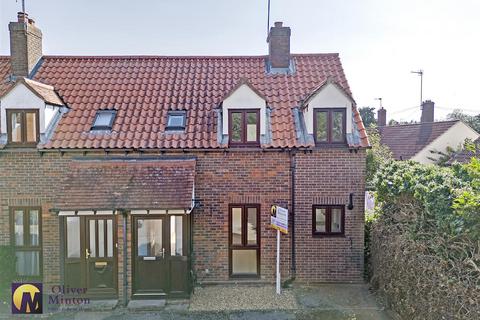 3 bedroom end of terrace house for sale, Church Mead, Roydon