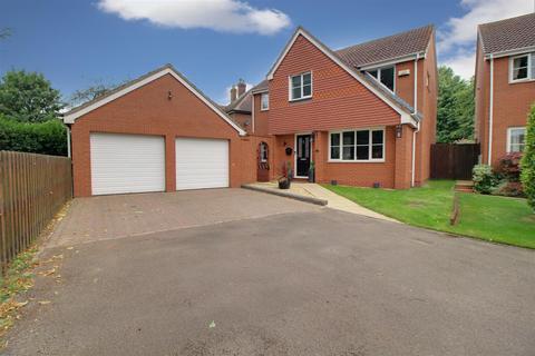 4 bedroom detached house for sale, Greville Close, Sandhurst Road, Gloucester