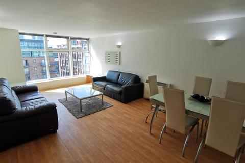 2 bedroom apartment to rent, W3, 51 Whitworth Street West