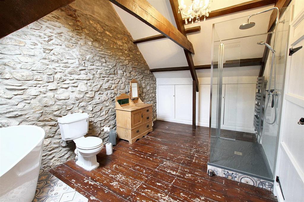 Bathroom 2 (Attic)