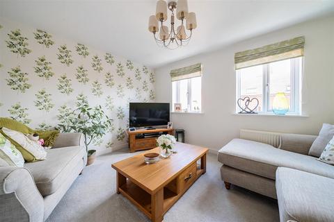 84 Cantley Road, Great Denham, Bedford, MK40 4RX
