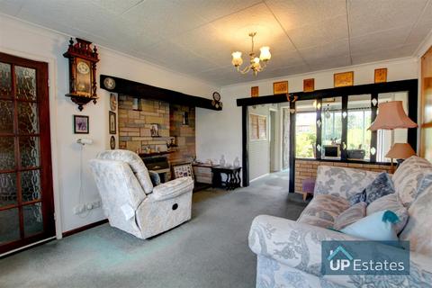 28 Meadowside, Nuneaton, CV11 6NF