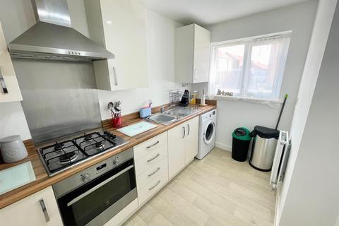 2 bedroom end of terrace house for sale, Georgia Mews, Peterborough