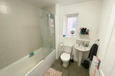 2 bedroom end of terrace house for sale, Georgia Mews, Peterborough