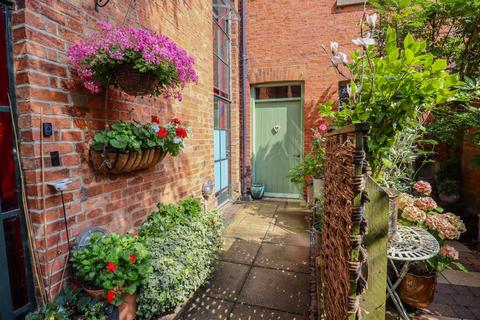 2 bedroom character property for sale, Chapel Walk, Adderley Street, Uppingham LE15