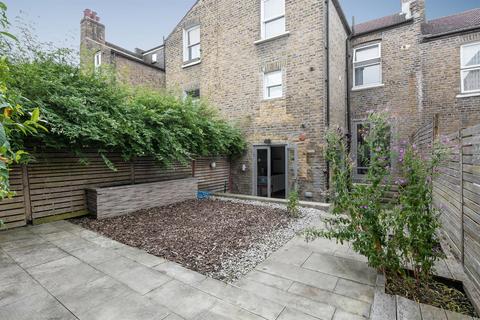 4 bedroom terraced house for sale, Vestry Road, Camberwell, SE5