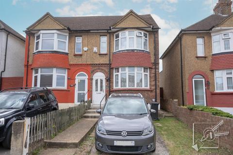 2 bedroom house for sale, Barr Road, Gravesend