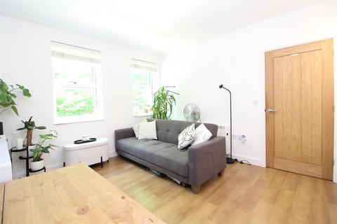 1 bedroom apartment for sale, Porters Wood, St Albans, Hertfordshire