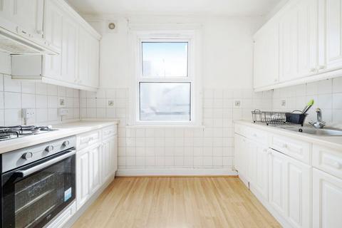 2 bedroom flat to rent, Fortune Green Road, London, NW6