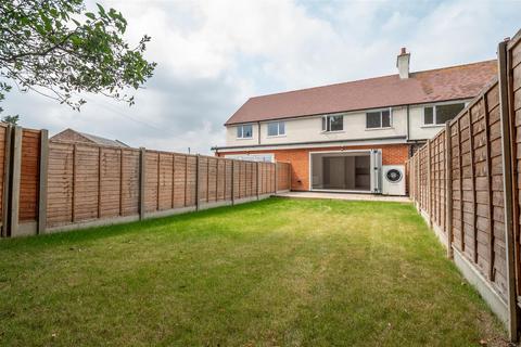 3 bedroom terraced house for sale, Bow Road, Wateringbury, Maidstone